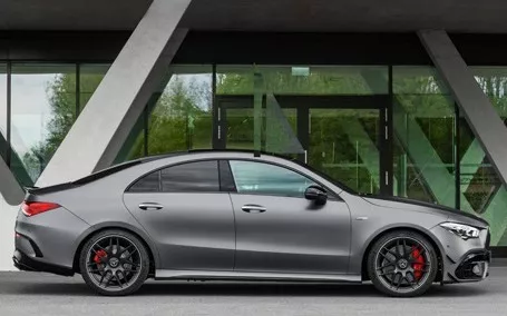 cla coupe amg 45 laterale