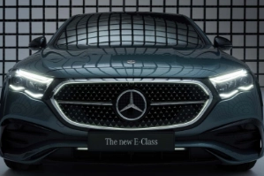 il frontale di nuova Mercedes Classe E